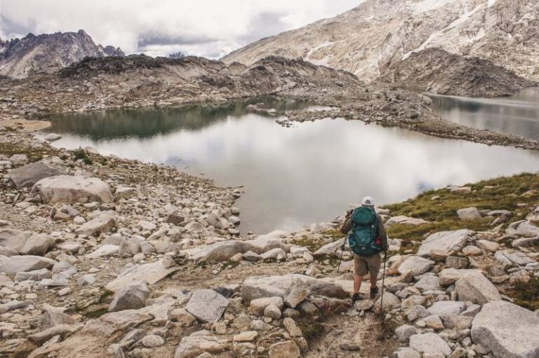 tundra-backpacker-hiking-mountains