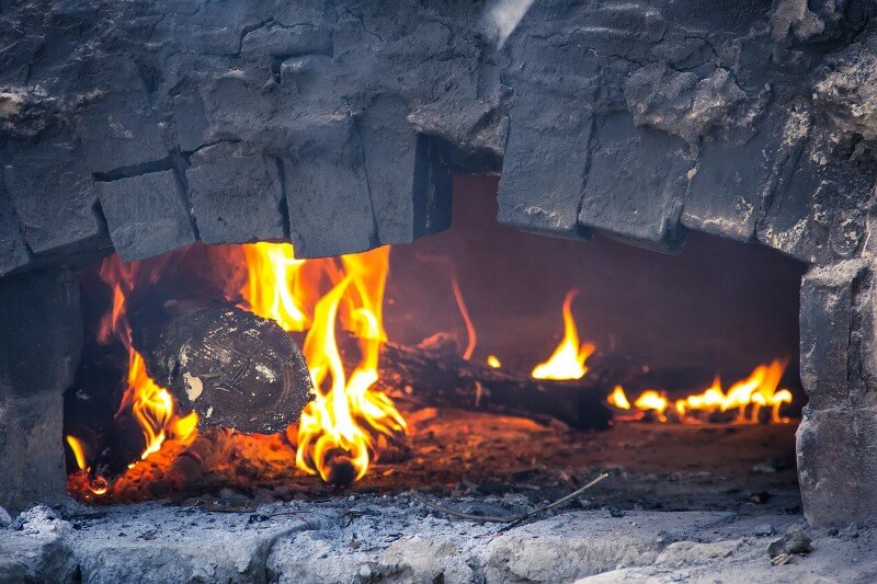 bread-furnace-firebox-kindling