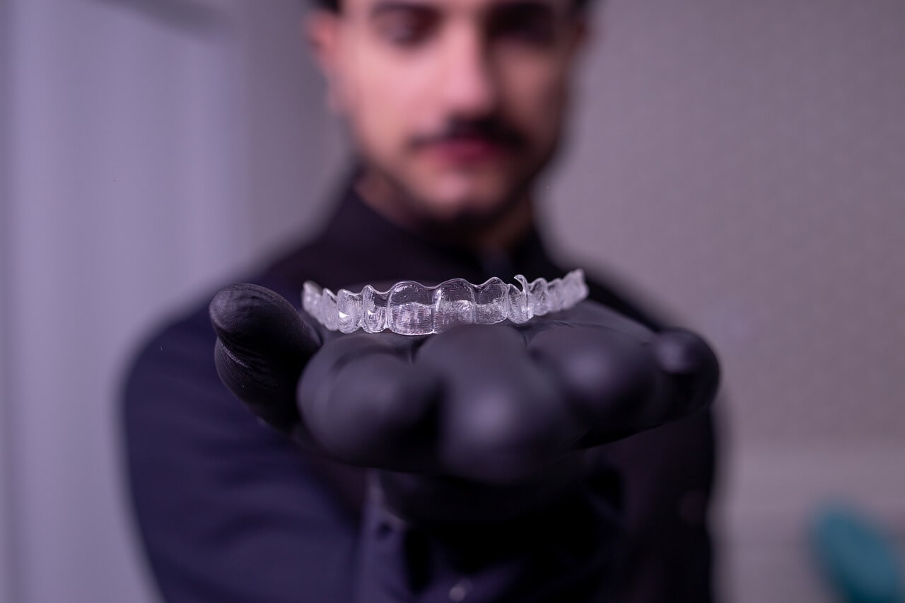 invisalign-clear-aligners-dental